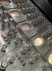 Avalon Rack - Studio 12